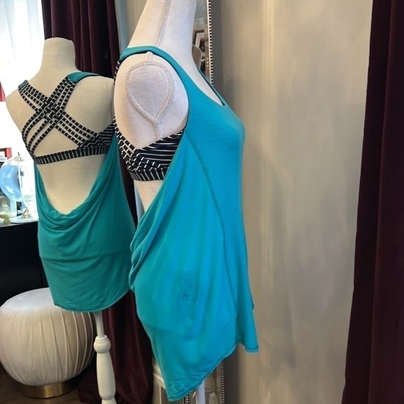 Lululemon Blue Tropics Wild Tank Size 8 - Picture 9 of 11